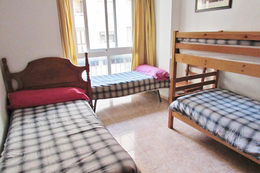 غرناطة Hostal Nuevas Naciones المظهر الخارجي الصورة