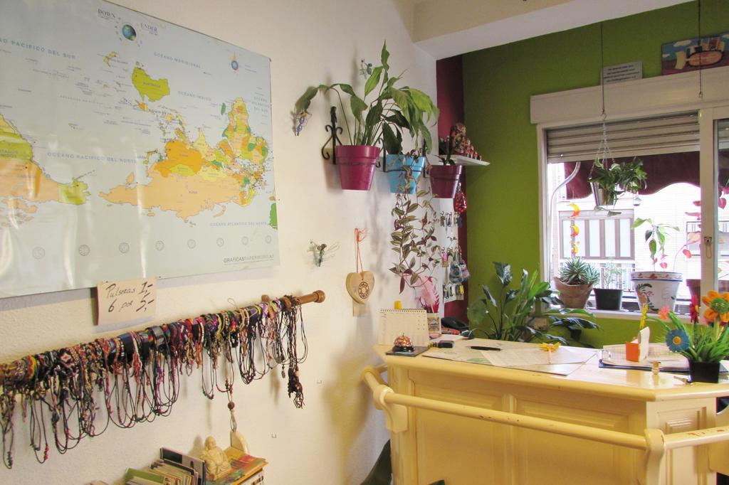 غرناطة Hostal Nuevas Naciones المظهر الخارجي الصورة
